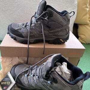 Merrell Women's Moab 2 Mid Waterproof J06054 Granite sz 9